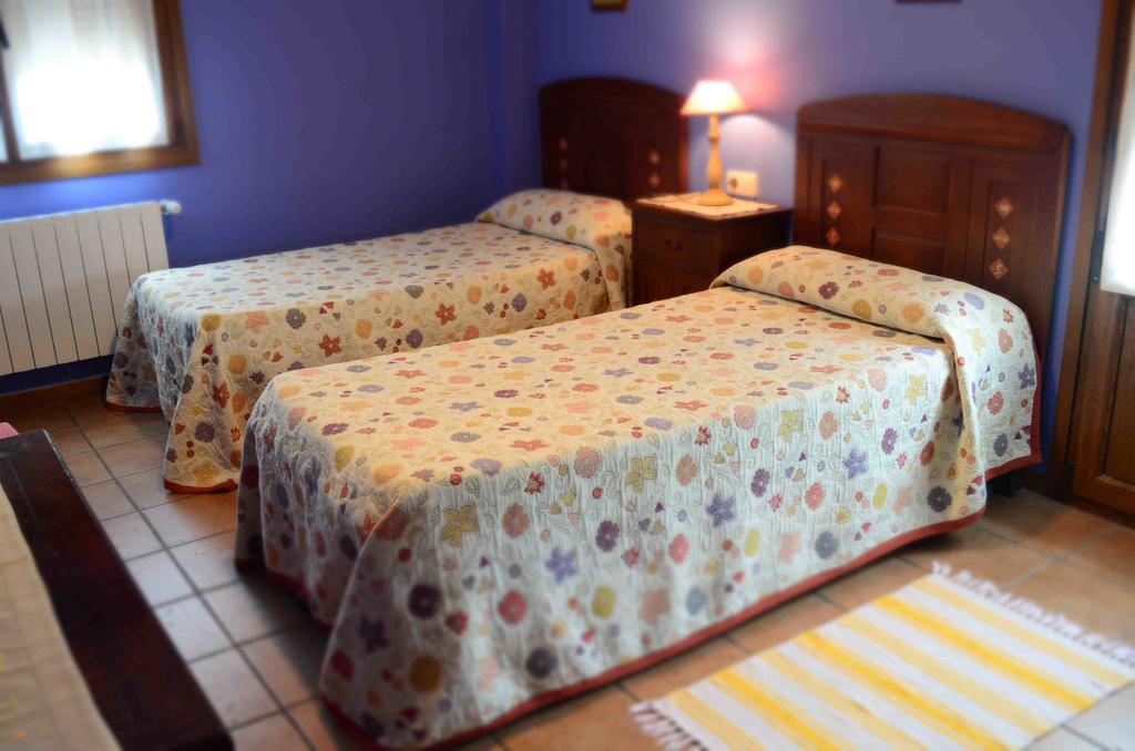 Hostal Labeondo Muskiz Habitación foto